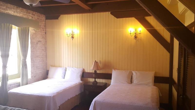 Copper And Lumber Store Hotel English Harbour ภายนอก รูปภาพ