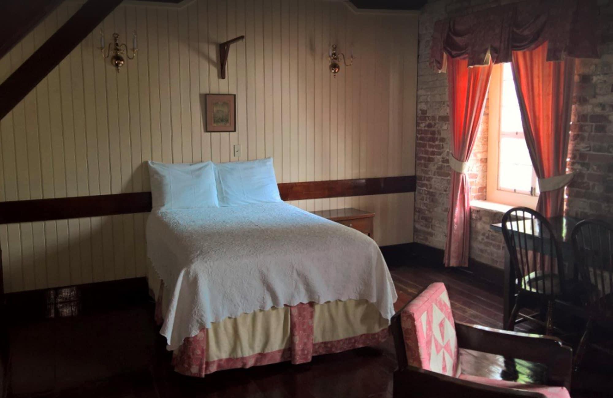 Copper And Lumber Store Hotel English Harbour ภายนอก รูปภาพ