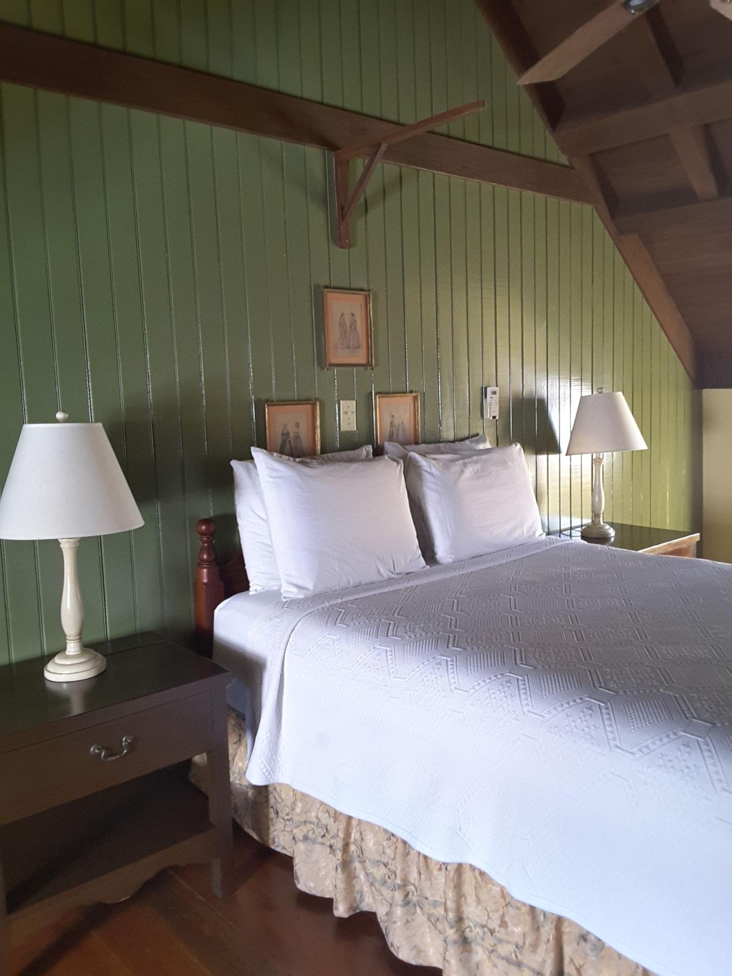 Copper And Lumber Store Hotel English Harbour ภายนอก รูปภาพ