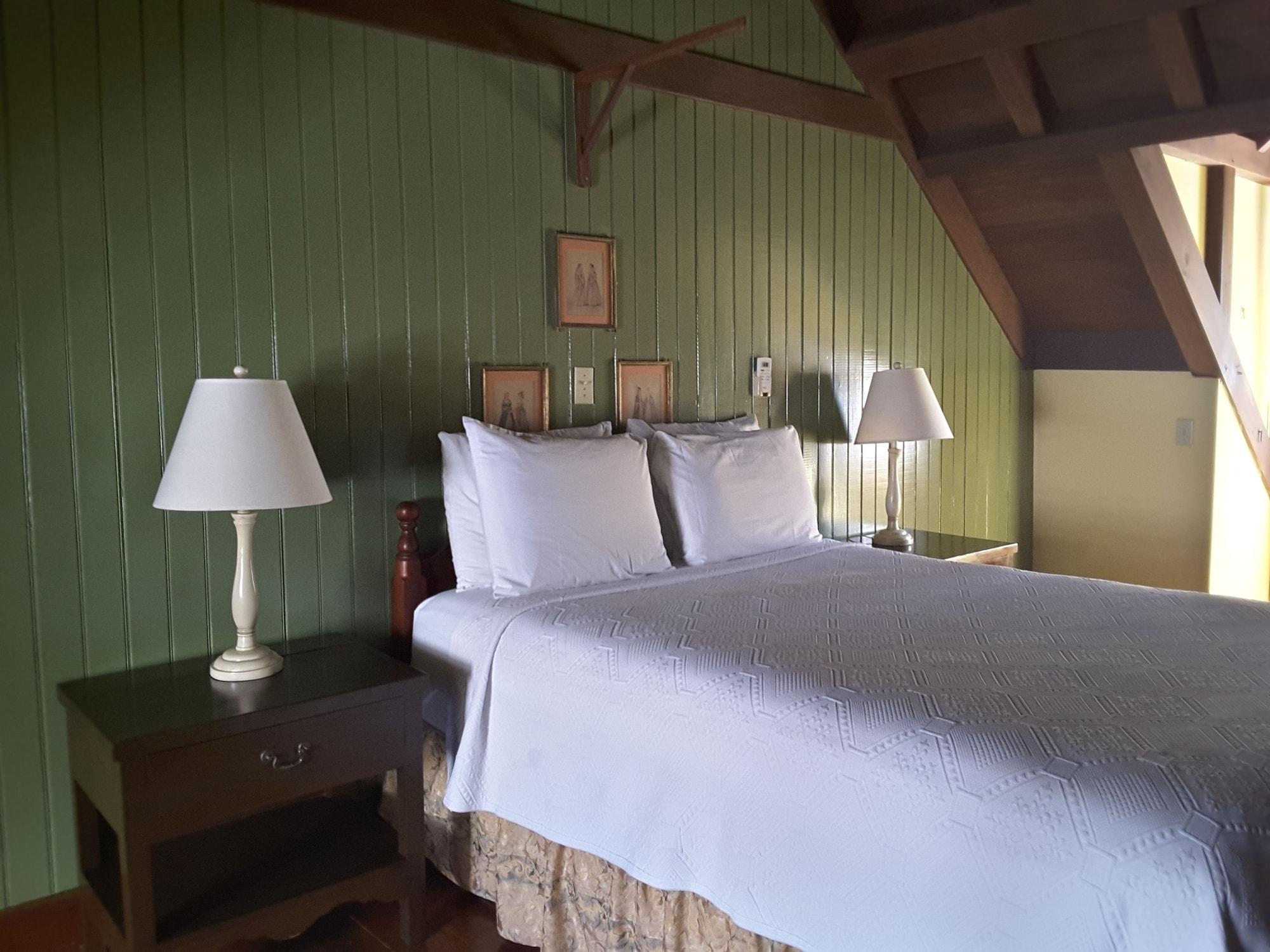 Copper And Lumber Store Hotel English Harbour ภายนอก รูปภาพ