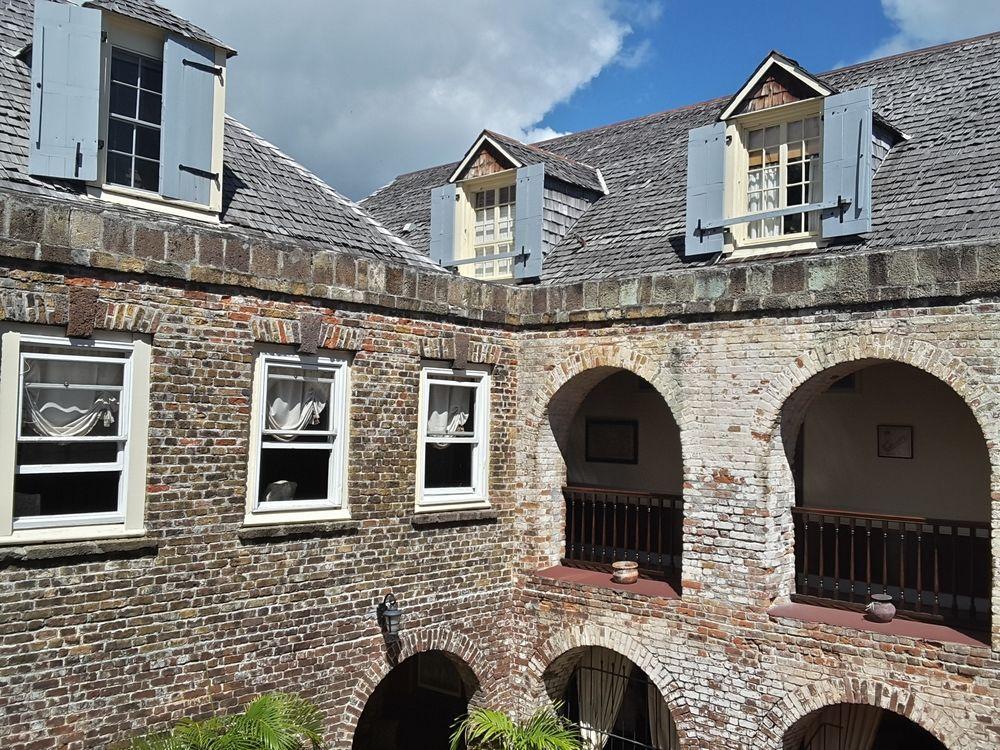 Copper And Lumber Store Hotel English Harbour ภายนอก รูปภาพ