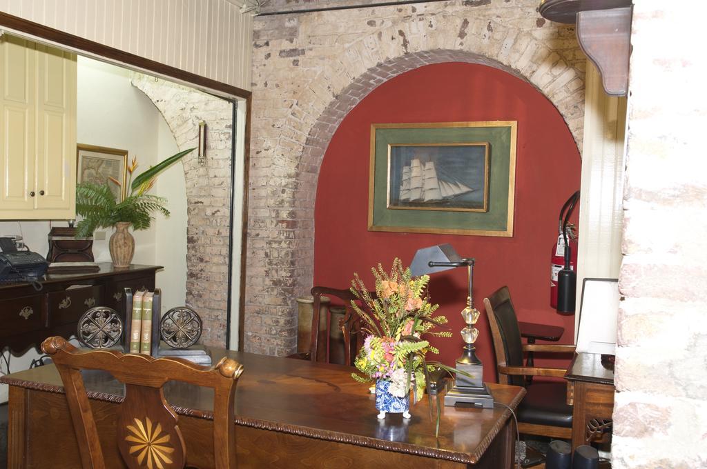 Copper And Lumber Store Hotel English Harbour ภายนอก รูปภาพ